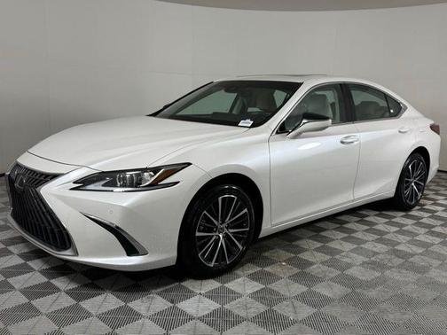 2024 Lexus ES 250 Base