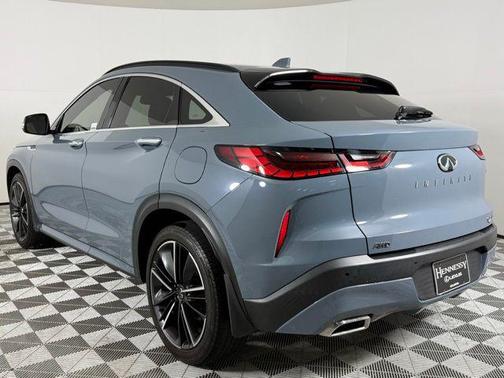 2022 INFINITI QX55 LUXE