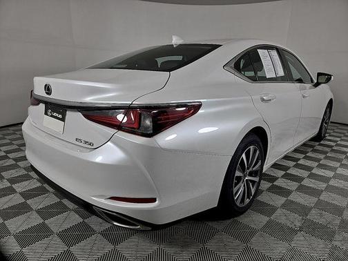 2021 Lexus ES 350 Base