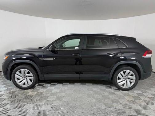 2021 Volkswagen Atlas Cross Sport 2.0T SE w/Technology