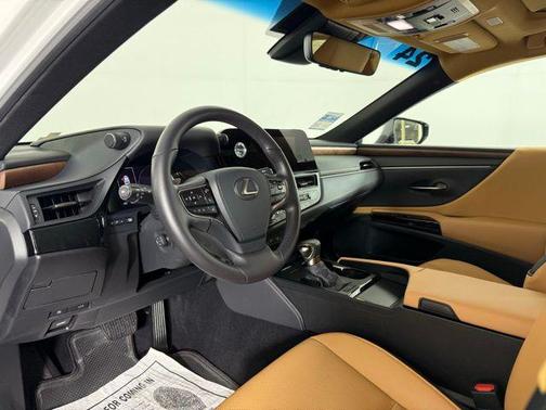 2024 Lexus ES 350 Base