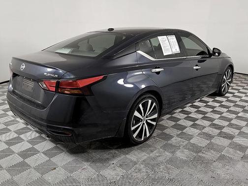 2019 Nissan Altima 2.5 Platinum