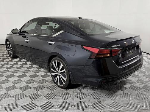 2019 Nissan Altima 2.5 Platinum