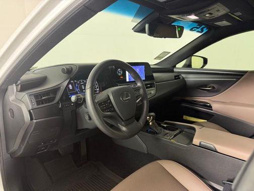 2025 Lexus ES 350 Premium