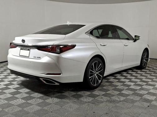2025 Lexus ES 350 Base
