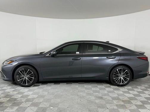 2024 Lexus ES 300h Premium