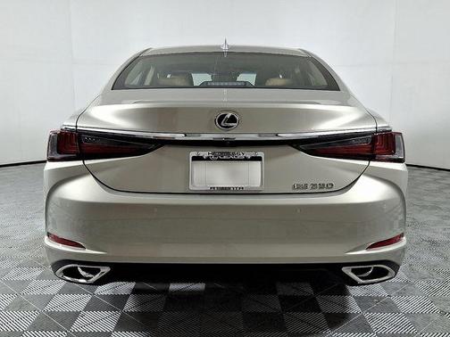 2025 Lexus ES 350 Base