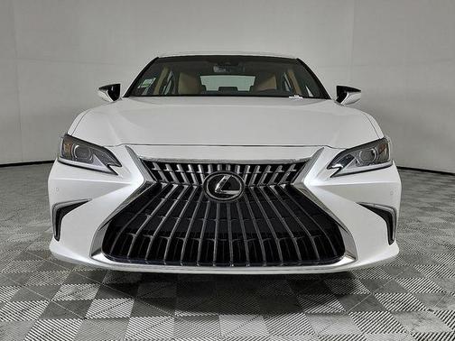 2025 Lexus ES 300h Premium
