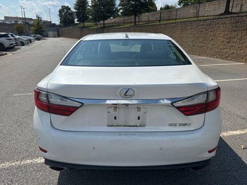 2017 Lexus ES 350 Base