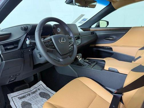 2025 Lexus ES 350 Base