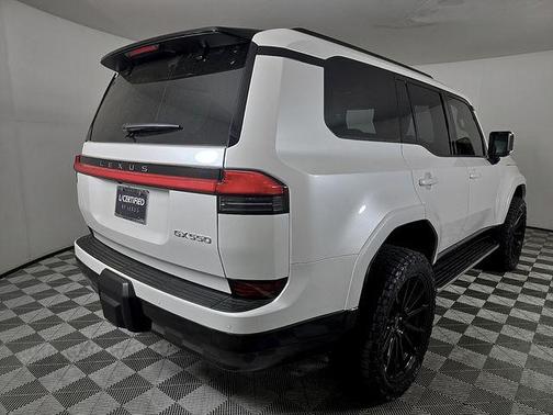 White Pearl 2025 Lexus GX 550 Premium+