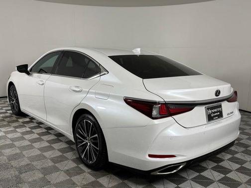 2022 Lexus ES 350 Premium