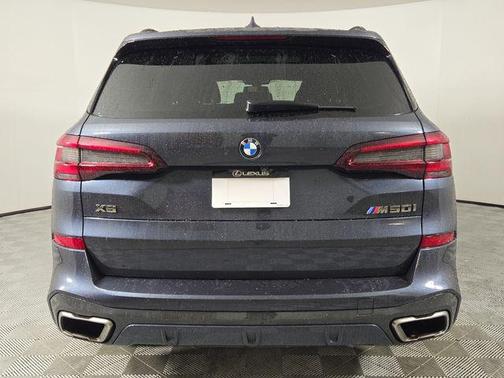 2021 BMW X5 M50i