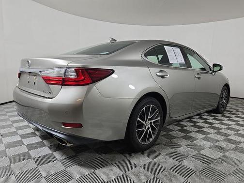 2016 Lexus ES 350 Base