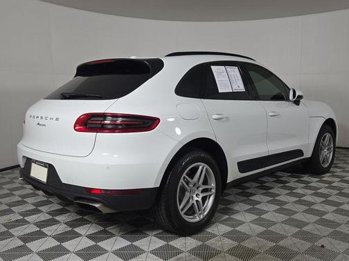 2018 Porsche Macan Base