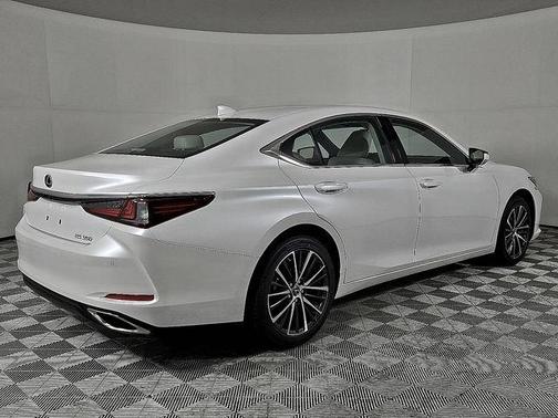 2025 Lexus ES 350 Base