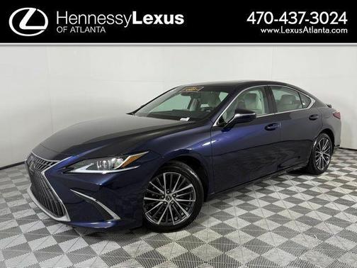 2025 Lexus ES 300h Base