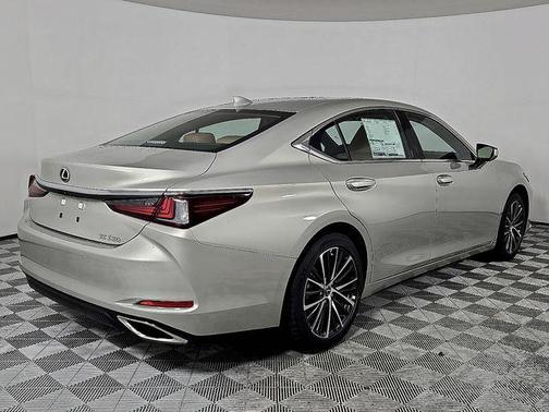 2025 Lexus ES 350 Base