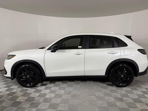 2024 Honda HR-V 2WD Sport