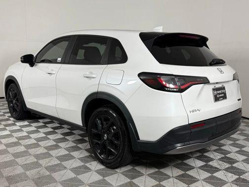 2024 Honda HR-V 2WD Sport