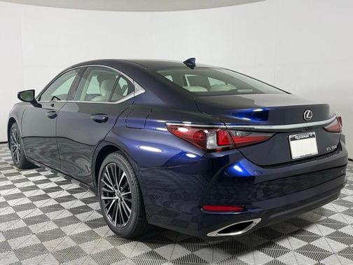 2025 Lexus ES 350 Base