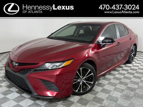 2018 Toyota Camry SE
