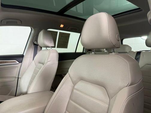 2019 Volkswagen Atlas 3.6L SEL Premium