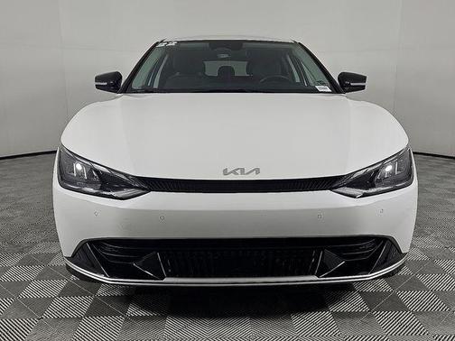 2022 Kia EV6 Wind