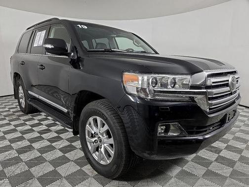 2019 Toyota Land Cruiser Base