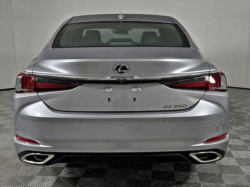 2025 Lexus ES 350 Base