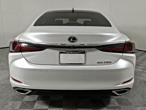 2025 Lexus ES 350 Base