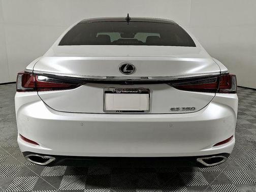 2025 Lexus ES 350 Base