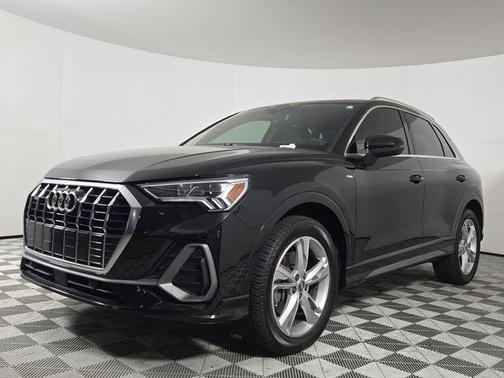 2019 Audi Q3 2.0T S line Premium Plus