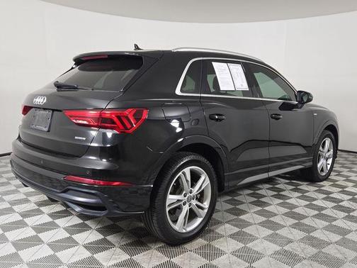 2019 Audi Q3 2.0T S line Premium Plus