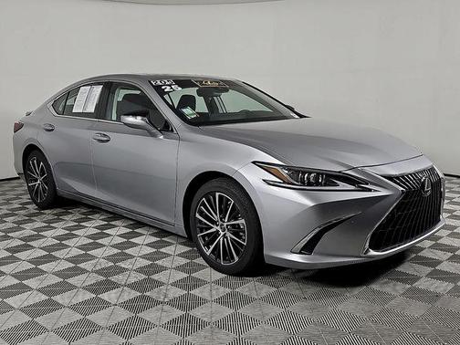Iridium 2025 Lexus ES 300h Premium
