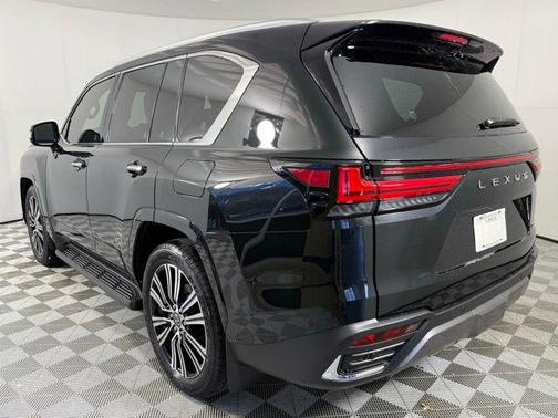 2025 Lexus LX 600 Luxury