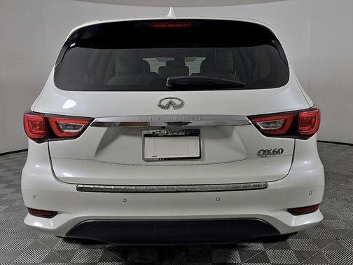2017 INFINITI QX60 Base