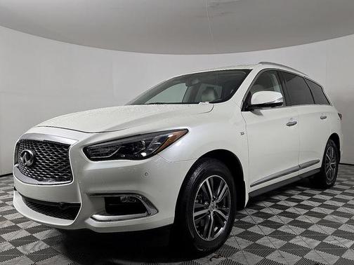 2017 INFINITI QX60 Base