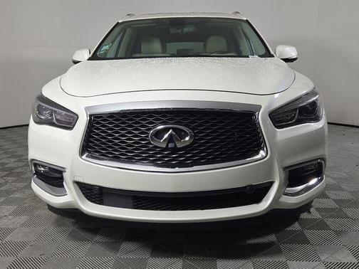 2017 INFINITI QX60 Base