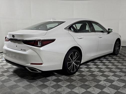 2025 Lexus ES 350 Base