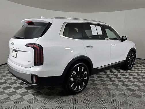 2023 Kia Telluride SX
