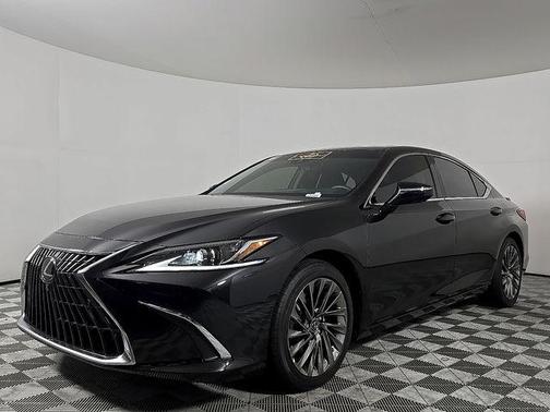 2025 Lexus ES 300h Luxury