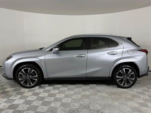2023 Lexus UX 250h Base