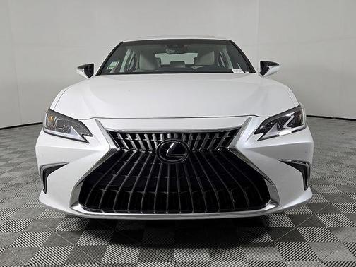 2025 Lexus ES 350 Base