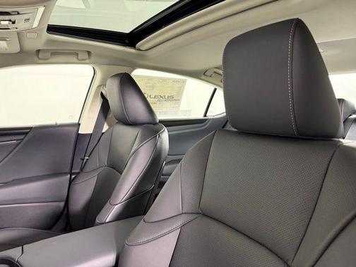 2025 Lexus ES 350 Base