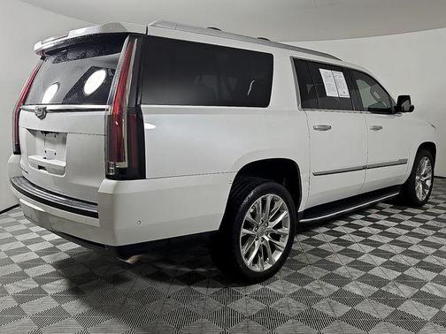 2020 Cadillac Escalade ESV Luxury