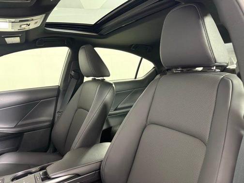 2025 Lexus IS 300 Base