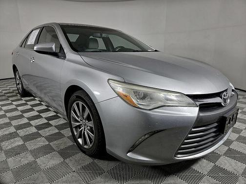 2016 Toyota Camry XLE