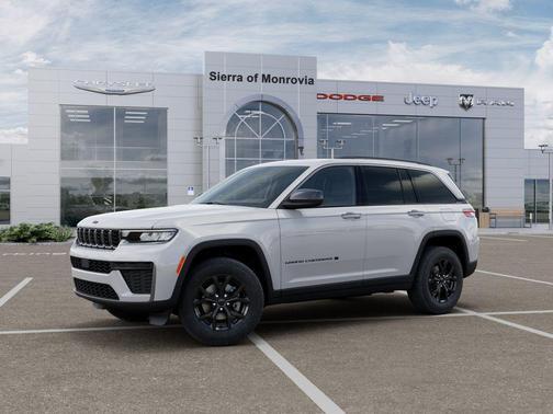 Bright White Clearcoat 2026 Jeep Grand Cherokee Altitude