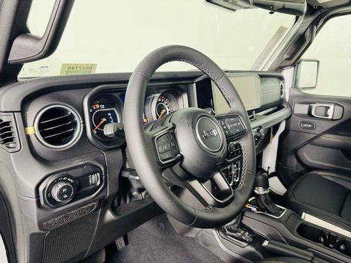 2025 Jeep Gladiator Big Bear